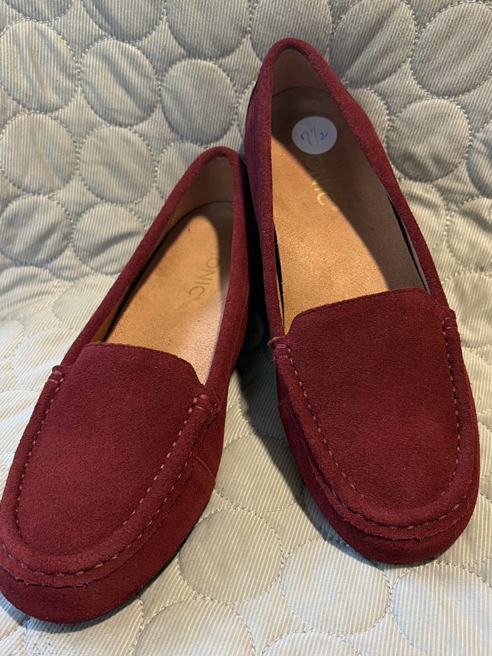 Vionic Womens Suede Loafers in Deep Burgundy